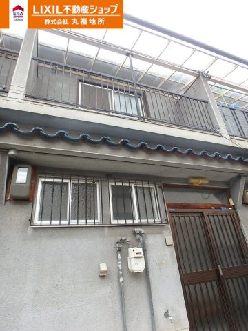 前田貸家北から２軒目【エントランス】外観です