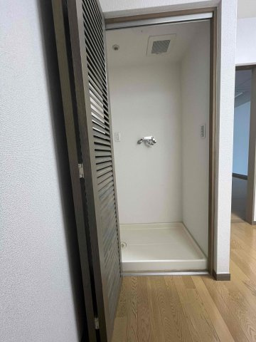 洗濯機置き場　※参考写真