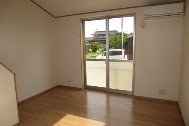 ジェニファー２２【洋室】