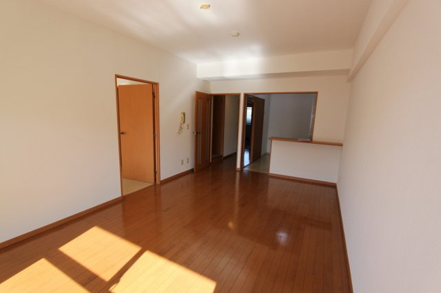 エス・ミューラー【居間・リビング】