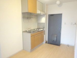 サンヴェールＢ棟【キッチン】コンパクトで使いやすいです。