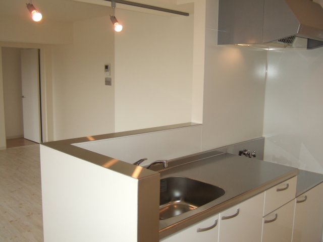 八幡マンション【キッチン】