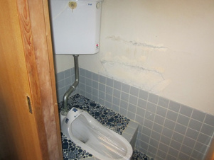 松阪市船江町のアパート【トイレ】