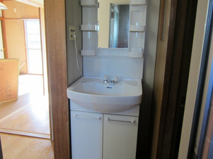 松阪市船江町のアパート【洗面所】