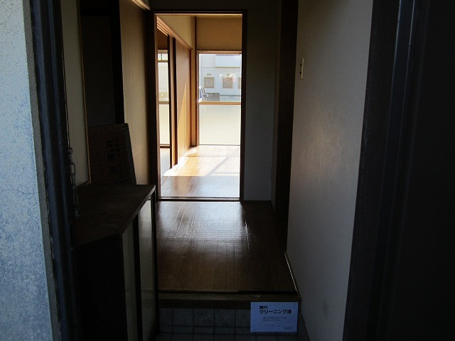 松阪市船江町のアパート【玄関】