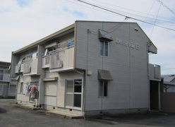 松阪市殿町のアパートの画像