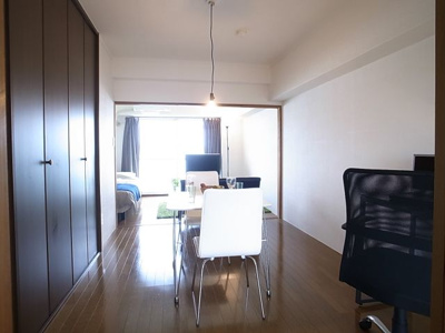 家具を置くと印象もアップしますね♪