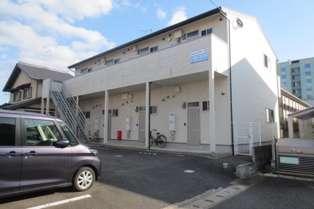 ジェニファー23【外観】