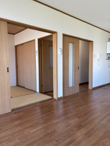 ラ・カルム【居間・リビング】