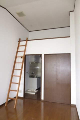 佐賀市鬼丸町のマンション【洋室】