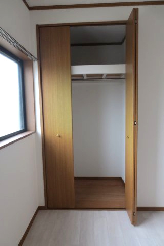 九州ホーム‘９８【収納】洋室収納