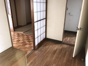横手市前郷一番町事務所居宅【居間・リビング】居間です