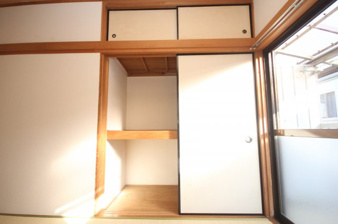 メゾンマツモトC棟【和室】収納（和室）