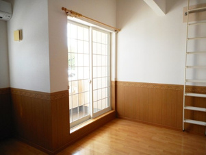 ベラ・カンパーナ【洋室】