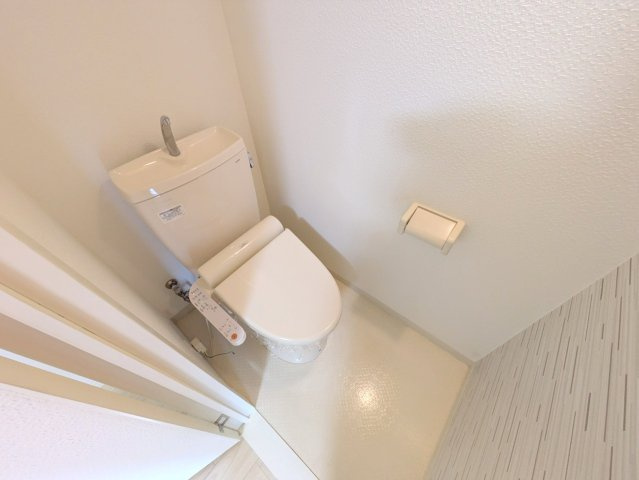 アカデミア横河原駅前【トイレ】温水洗浄便座で快適です☆