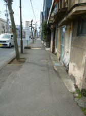 盛岡市南大通2丁目【前面道路含む現地写真】