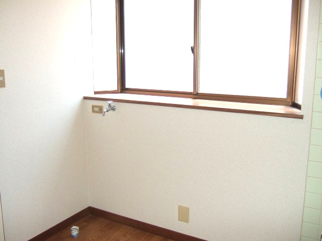 新川荘【設備】洗濯機置き場