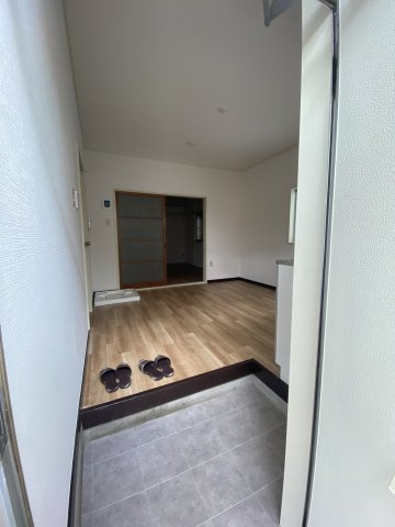 第2秋山コーポ【玄関】