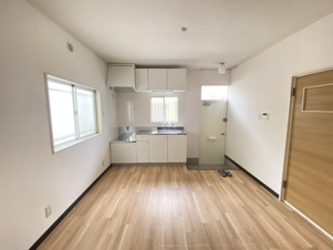 第2秋山コーポ【居間・リビング】