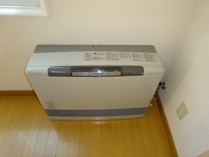 メゾントワベール【設備】ＬＰガスストーブ