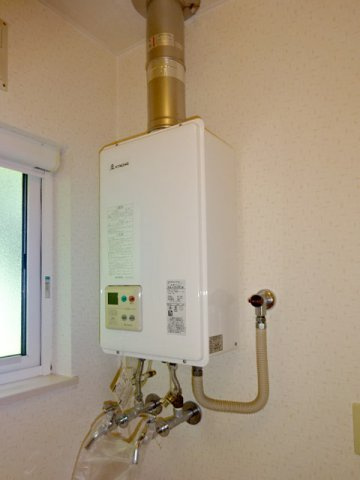 メゾントワベール【設備】ガス給湯器
