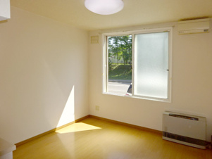 メゾントワベール【居間・リビング】リビング南向き