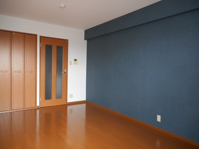 シンフォニー東新町【洋室】