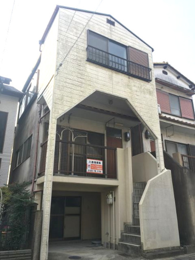 京都市山科区四ノ宮小金塚の一戸建ての画像