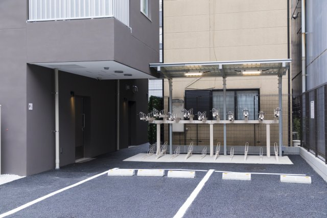 駐車場・駐輪場　※参考写真
