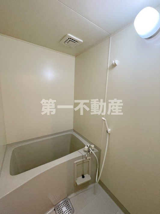 西脇市黒田庄町黒田のアパート【浴室】