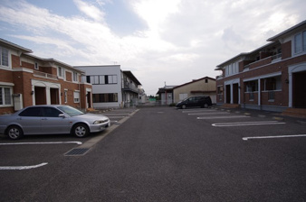 フォーシーズンズC棟【駐車場】