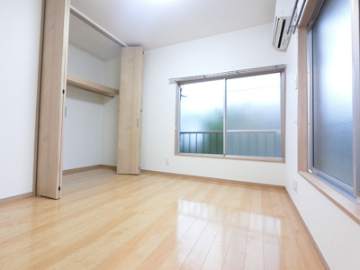 二階洋室その2です！