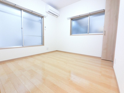 エアコン、収納全室完備！