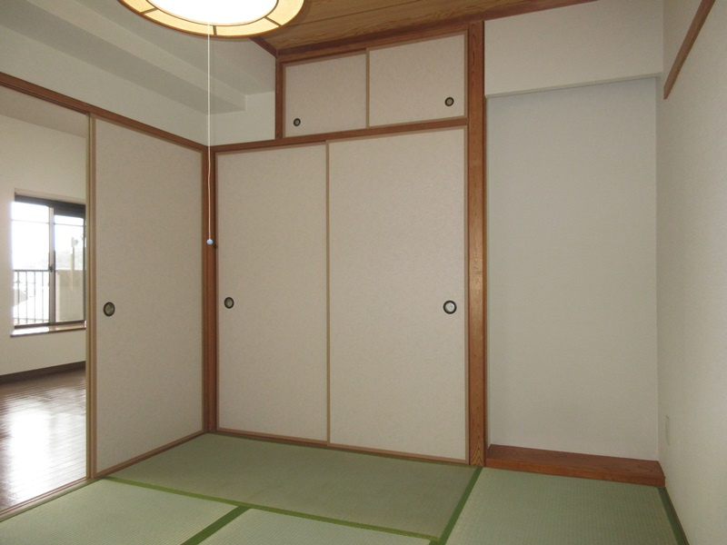 サンハウス小牧駅西【和室】