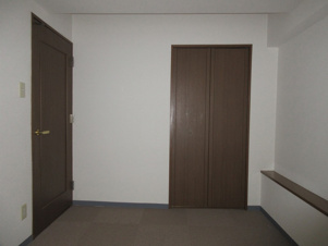 サンハウス小牧駅西【洋室】