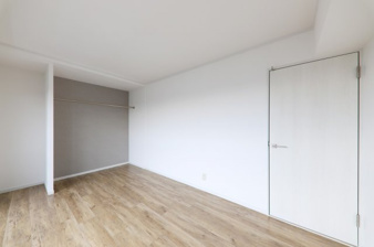 八幡マンション【寝室】