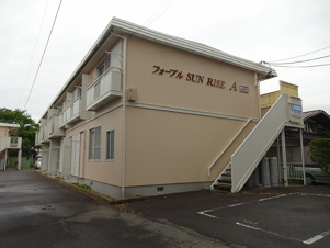 岡谷市本町３丁目のアパート