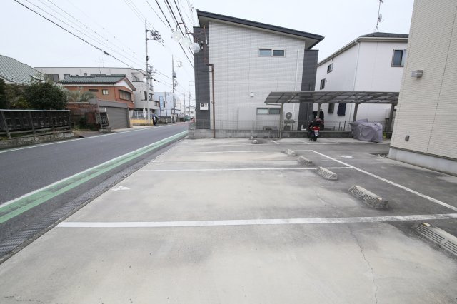 タピーロ【駐車場】駐車場