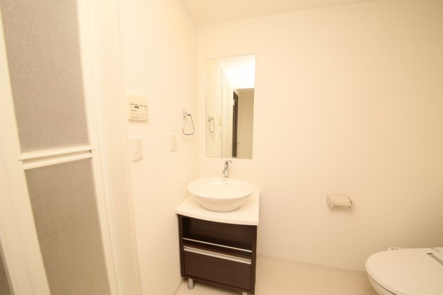 タピーロ【洗面所】洗面化粧台