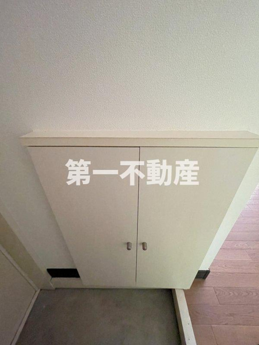 西脇市郷瀬町のアパート【収納】シューズボックス