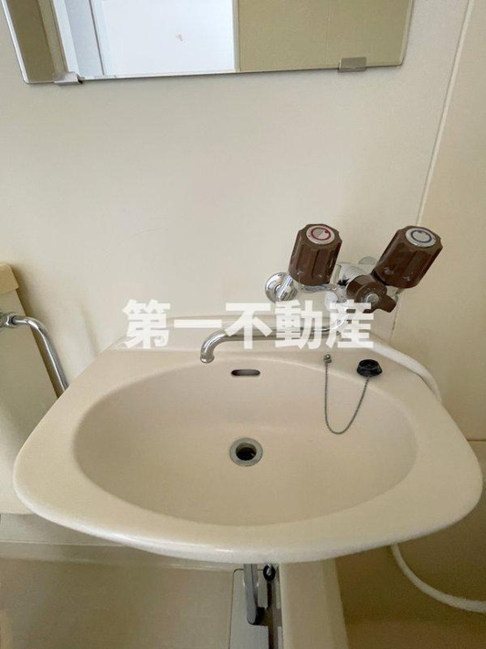 西脇市郷瀬町のアパート【洗面所】