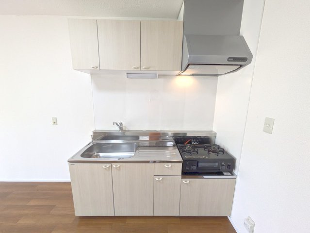 カサブランカ【キッチン】２口コンロ付き