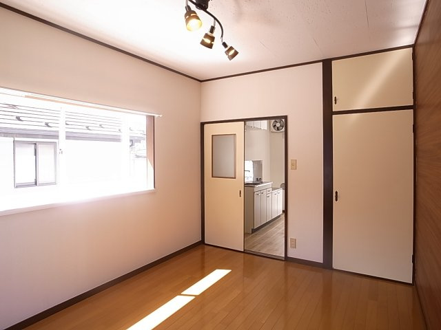 梁や柱がなくて広々感じます。