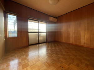清須市土器野北中野　中古戸建【洋室】