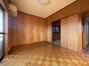 清須市土器野北中野　中古戸建【洋室】