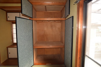 勝川貸家【収納】