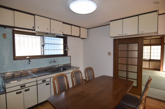 勝川貸家【居間・リビング】