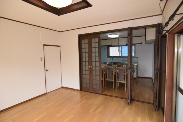 勝川貸家【居間・リビング】