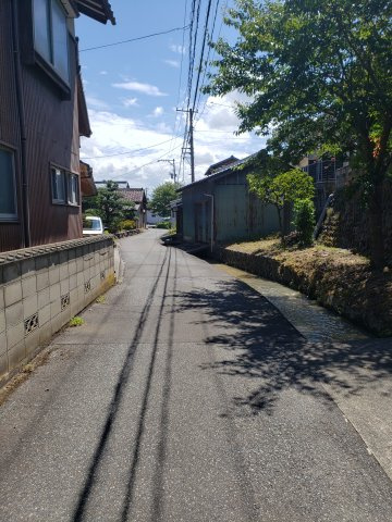 鳥取市東今在家古民家【前面道路含む現地写真】