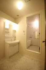 ラーク松代【独立洗面台】独立洗面台、朝の身支度には欠かせません